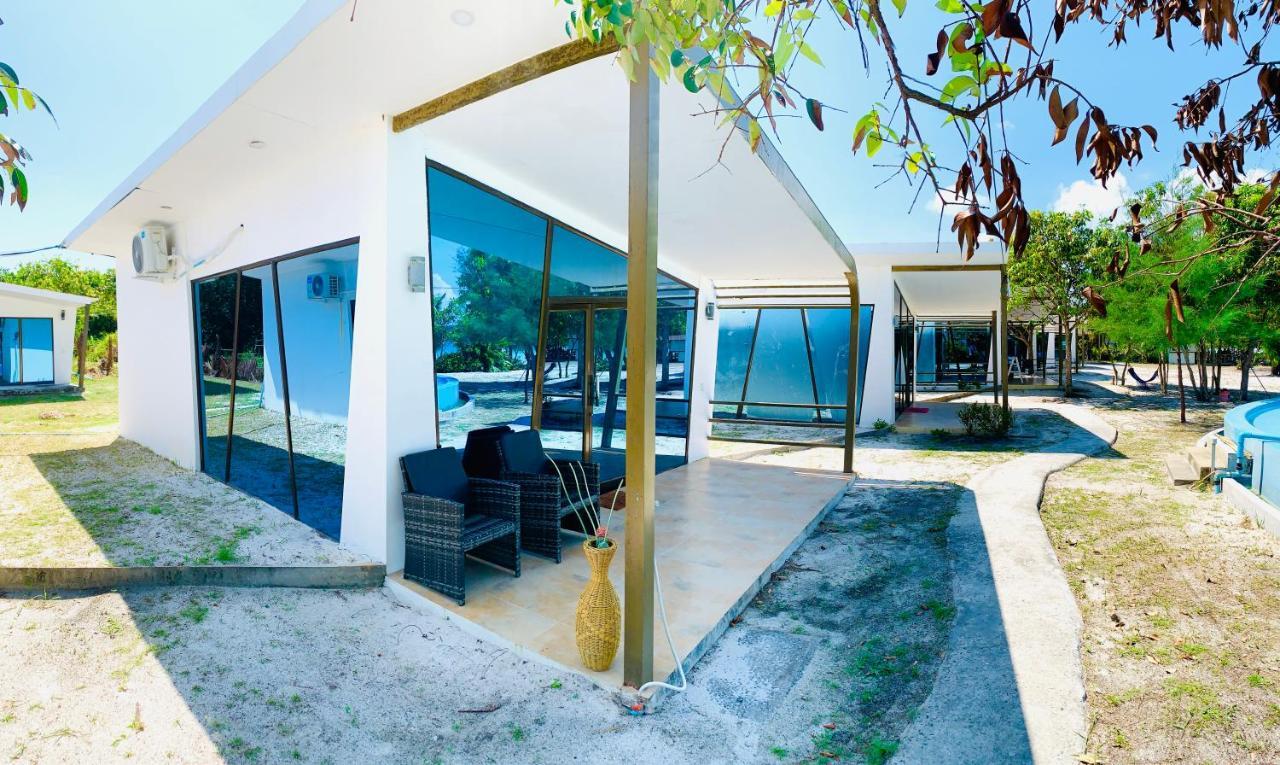 Homestay Resort Koh Rong Sanloem シアヌークビル エクステリア 写真