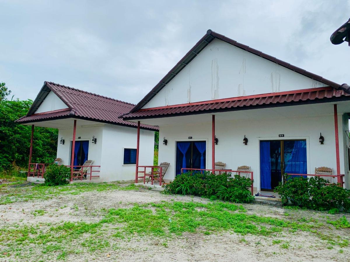 Homestay Resort Koh Rong Sanloem シアヌークビル エクステリア 写真